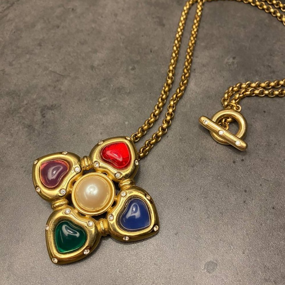 Vintage Givenchy Chameau et Chameau Gripoix Glass Heart Necklace